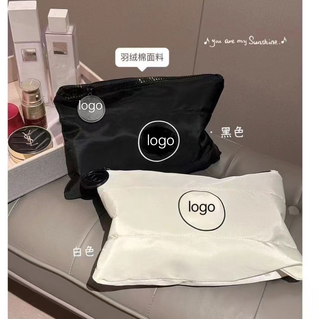 時(shí)尚新款小香風(fēng)化妝包羽絨布純色隨身化妝品收納包日常輕便洗漱包 定制LOGO